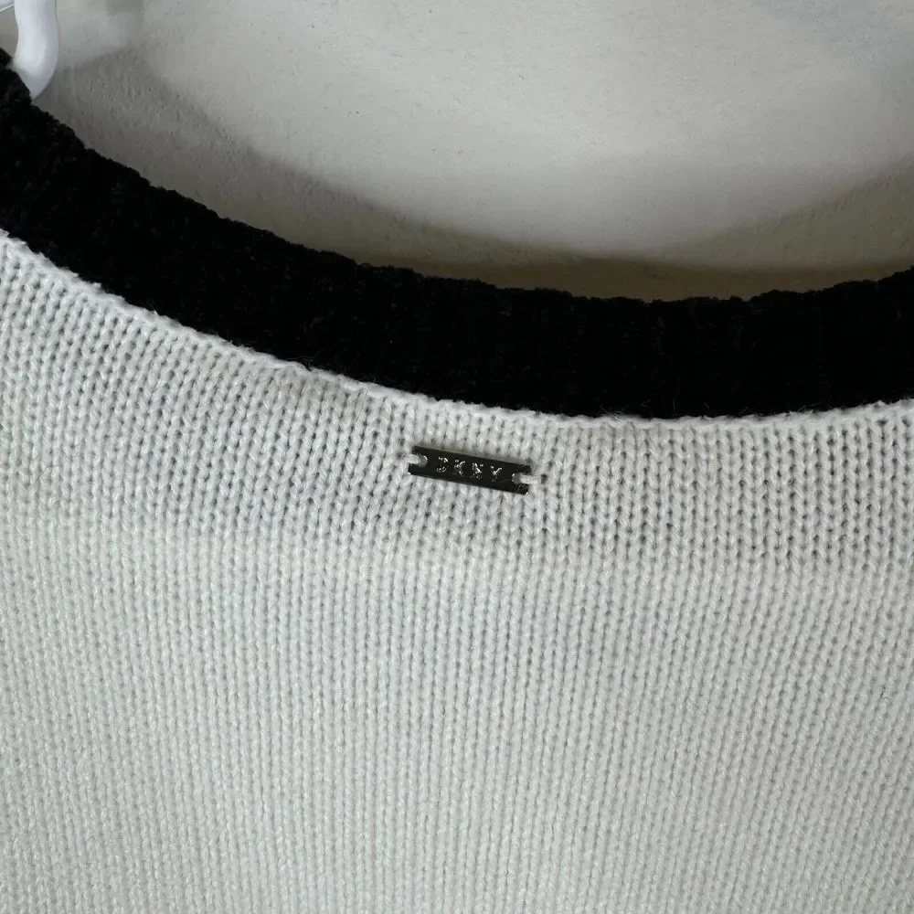 DKNY Sweater Womens Size XS Off White Black Fuzzy Textured Fall Winter‎ NWT - Picture 6 of 8